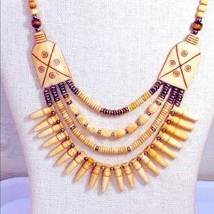 Very beautiful and well made carved bovine bone tribal south western necklace